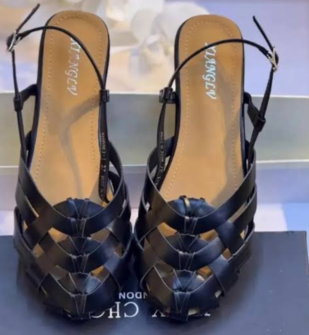 flat shoes
