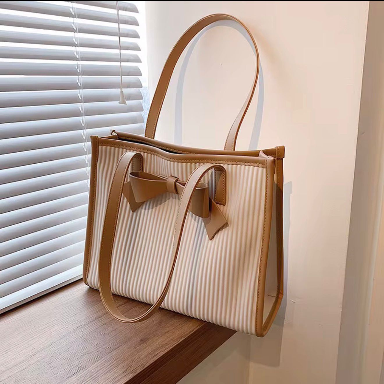 Tote bags Handbags - Image 2