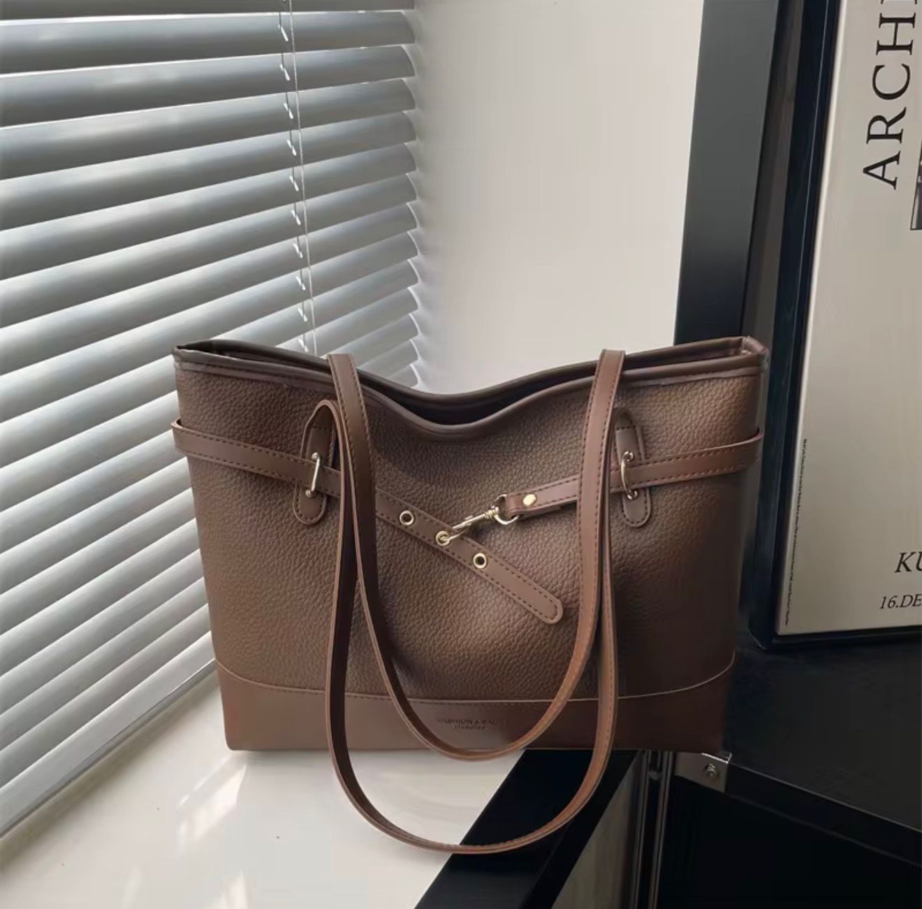Tote bags Handbags - Image 2
