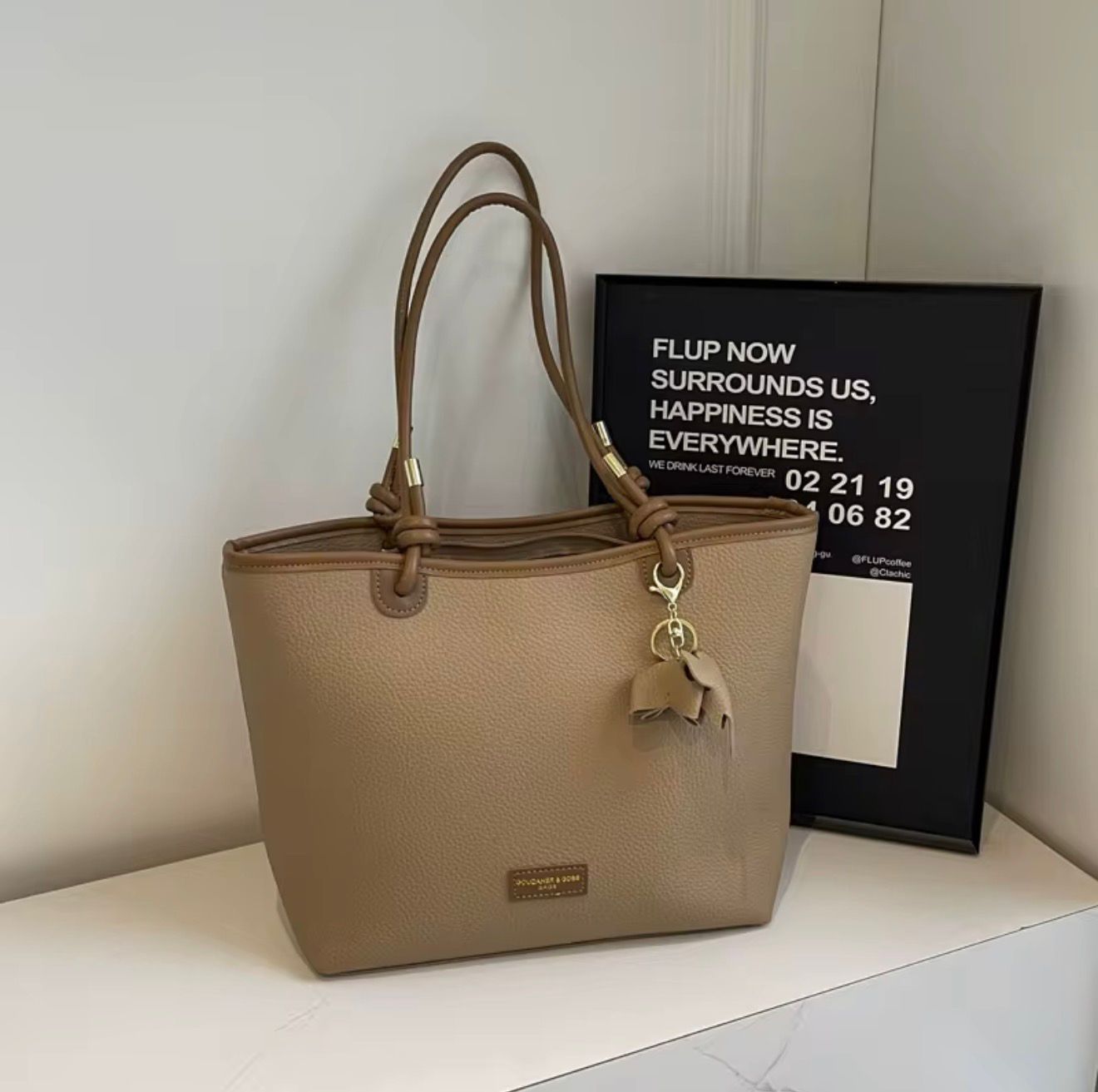 Tote bags Handbags - Image 2