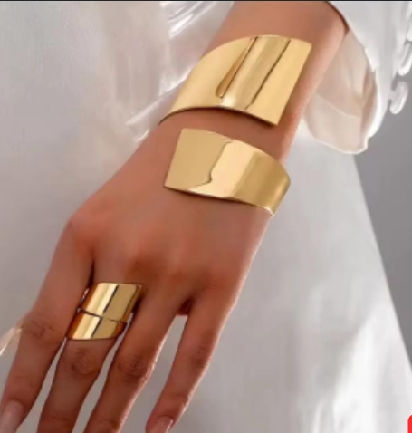 Bracelet